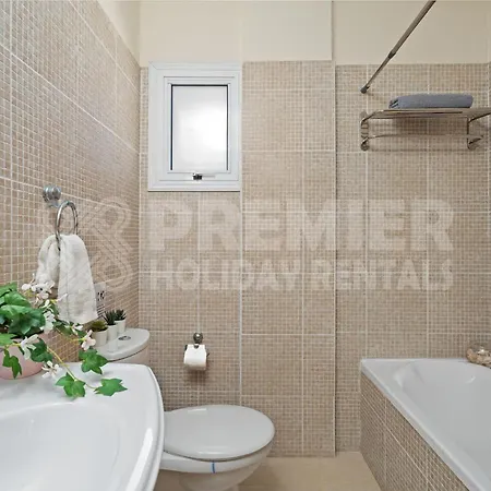 2br With Pools - Maketta By Premier Appartement