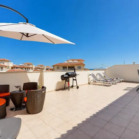 דירה 2br With Pools - Maketta By Premier פאראלימני